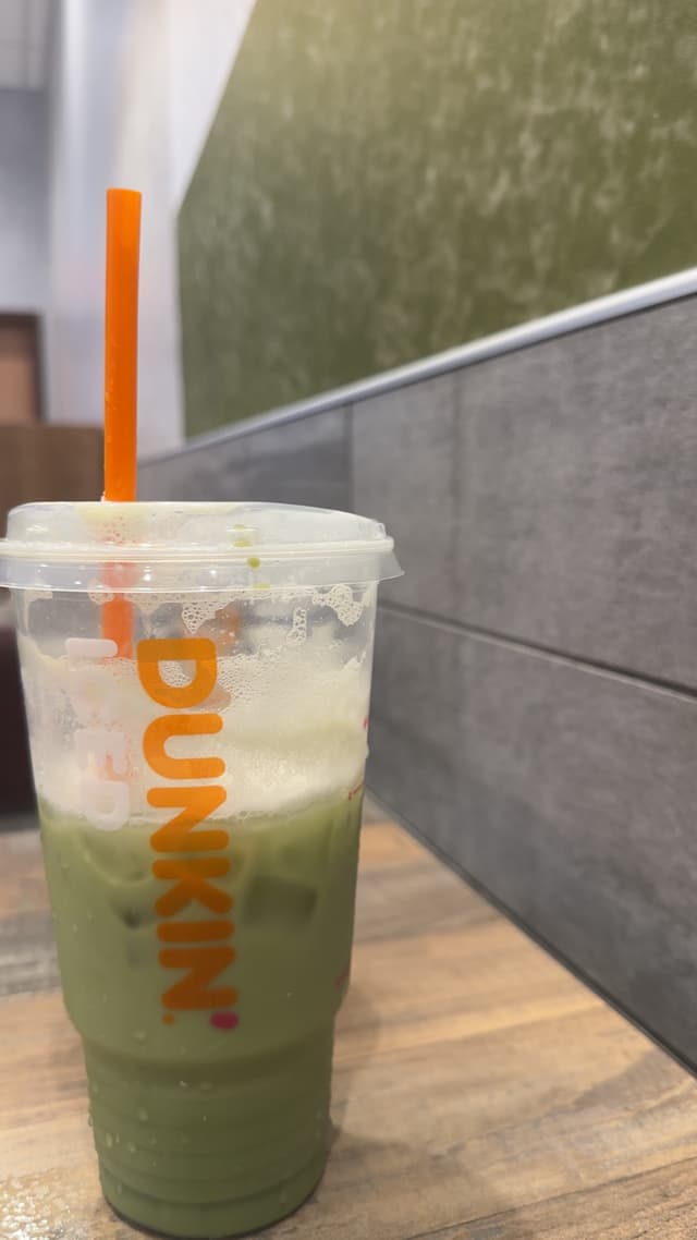 Dunkin matcha